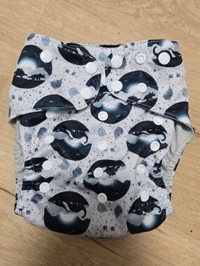 Happy beehinds one size pocket cloth diaper Dino print